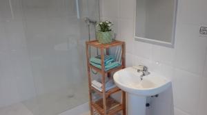 Un baño de Apartaments Els Temporers