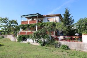 Κήπος έξω από το Apartment MIHAJIC M