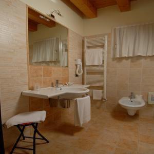 Koupelna v ubytování Hotel Villa Altura