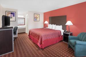 Gallery image of Days Inn by Wyndham College Station University Drive in College Station