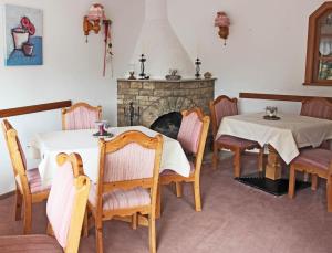 Posezení v ubytování Hotel Adlerschanze
