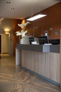 Hall o reception di Antwerp Harbour Hotel