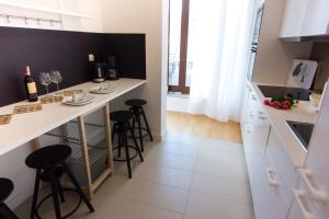 Kuchyň nebo kuchyňský kout v ubytování Komfortowy apartament Międzyzdroje