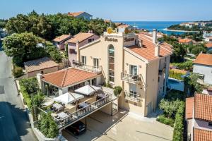 Gallery image of Holiday home ''Oasi'' in Pula