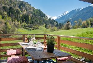 Gallery image of Ski and bike - holiday home Verbier Valley in Versegeres 