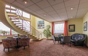 Posezení v ubytování Hotel am Gothensee