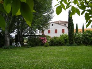 O grădină în afara Il nido di rondine
