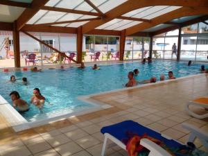 Swimmingpoolen hos eller tæt på Domaine Le Jardin du Marais