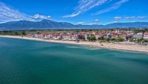 Vue panoramique sur l'établissement Ainalis Apartments