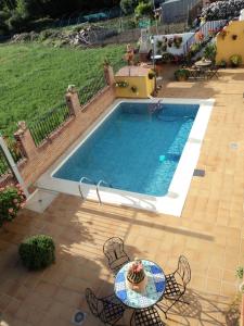 Basen w obiekcie Apartamentos Las Juanas lub w pobliżu