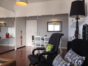 Et opholdsområde på Casino & Beach Apartment