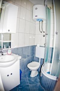 Vonios kambarys apgyvendinimo įstaigoje Apartments Slijepcevic