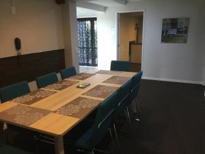 Viðskiptasvæði og/eða fundarherbergi á Aspree Motor Inn
