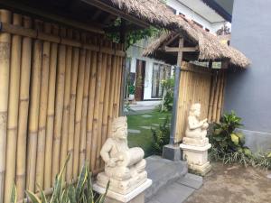 Zahrada ubytování Bali Full Moon Guest House