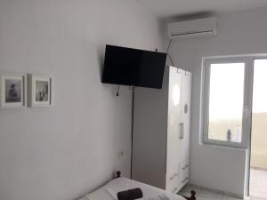 TV a/nebo společenská místnost v ubytování Spile Rooms Lukas
