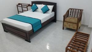 Letto o letti in una camera di Sunhill Lake Tourist Rest