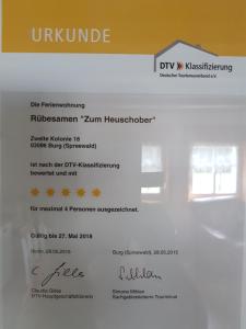 Certifikát, hodnocení, plakát nebo jiný dokument vystavený v ubytování Ferienwohnung Zum Heuschober