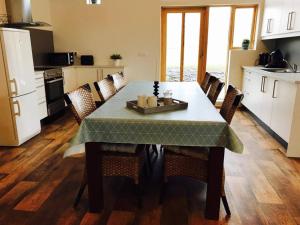 Fotografie z fotogalerie ubytování Óseyri Hlaðan -The Barn studio apartment v destinaci Stöðvarfjörður
