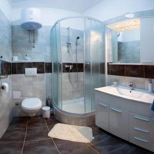 Kúpeľňa v ubytovaní Pavelin apartments + 37 fotografií