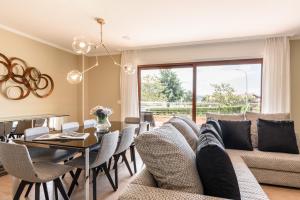 Χώρος καθιστικού στο Apartamentos La Toja