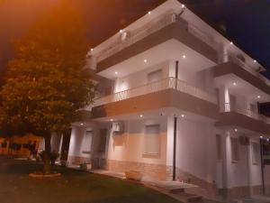 The building in which the holiday home is located