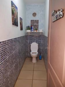 A bathroom at Chez Chouchou