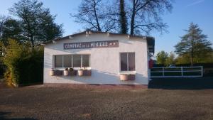 Gallery image of Camping de la minière in Forges-les-Eaux