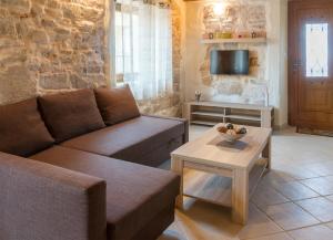 TV a/nebo společenská místnost v ubytování Apartments P&B