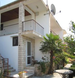 Gallery image of Apartments Mare in Brela