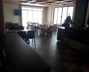 Restaurace v ubytování L'escale Du Mzaar