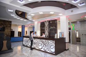 Foto da galeria de Hotel Zhibek Zholy em Shymkent