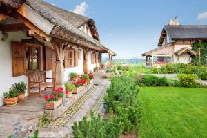 Vonkajšia záhrada v ubytovaní Osada Głęboczek. Vine Resort&Spa