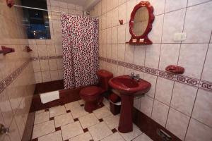 Ένα μπάνιο στο Totorani Inn +46 φωτογραφίες
