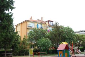 Herní místnost nebo prostor pro děti v ubytování R&G Hotel