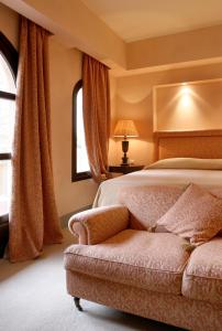 Posezení v ubytování Great Greece Le Convivial Suites