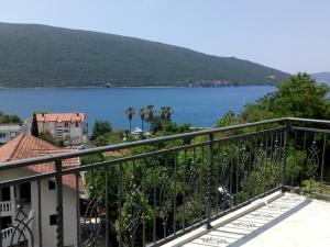 Gallery image of Jedro Apartmani in Herceg-Novi