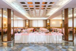 Restaurace v ubytování Hotel Tasso