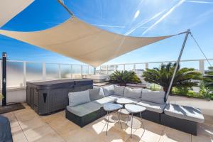 Ban công/sân hiên tại Superb penthouse in centre of Cannes Stunning views air-conditioning internet Near the Palais 532