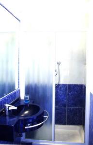 A bathroom at Hotel Beaurivage