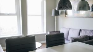 Aaron Wise Apartments