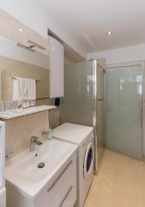 Kúpeľňa v ubytovaní NORA APARTMENT by DuHomes + 19 fotografií