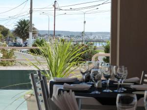 Foto da galeria de Costanera Hotel em Puerto Madryn