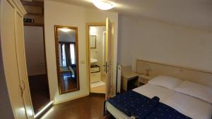 Postel nebo postele na pokoji v ubytování Guest House Šterk