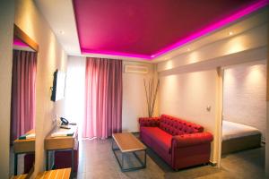 Posezení v ubytování Royal Hotel and Suites