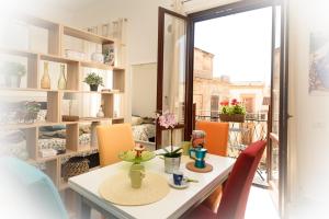 Posedenie v ubytovaní Capo House