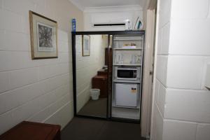Majoituspaikan Picton Valley Motel Australia keittiö tai keittotila