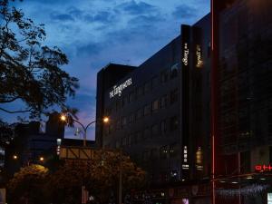 Bangunan di mana terletaknya hotel