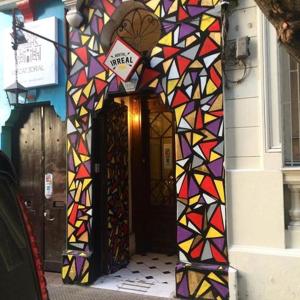 Foto sihtkohas Santiago asuva majutusasutuse Hostal Irreal galeriist