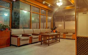 Istumisnurk majutusasutuses Hotel Kamal
