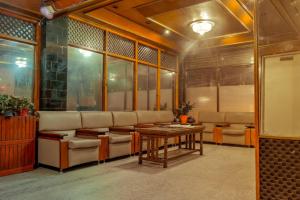 Istumisnurk majutusasutuses Hotel Kamal